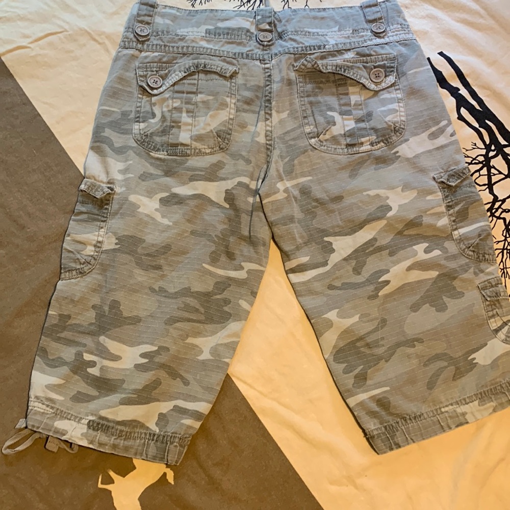 Camo Cargo Shorts! Size 7